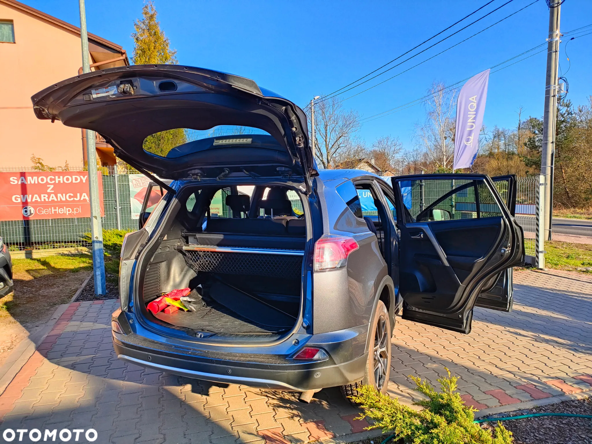 Toyota RAV4 Hybrid Premium 4x2 - 25