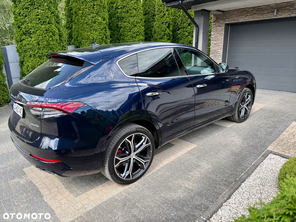 Maserati Levante MHEV Executive - 4
