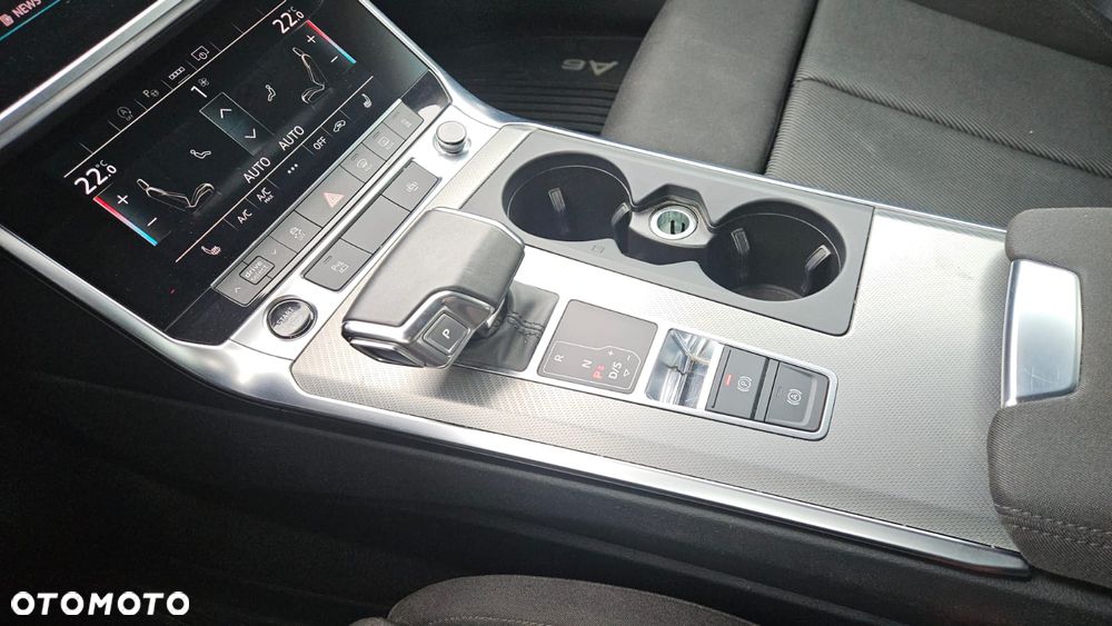 Audi A6 Avant 40 TDI quattro S tronic design - 14