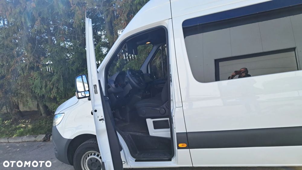 Mercedes-Benz Sprinter - 8