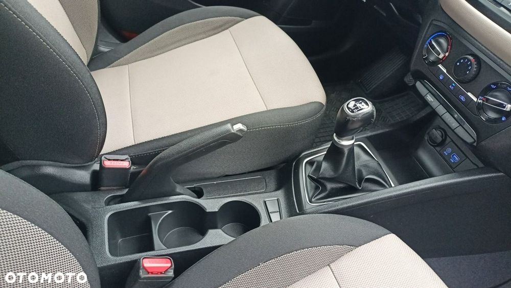 Hyundai i20 1.2 Select - 30
