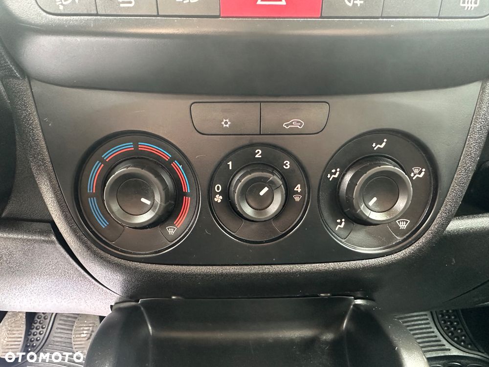 Opel Combo - 29