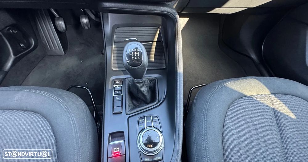 BMW X1 16 d sDrive Line Sport - 8