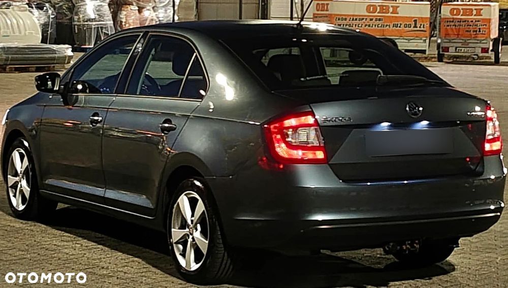 Skoda RAPID 1.2 TSI Style - 38