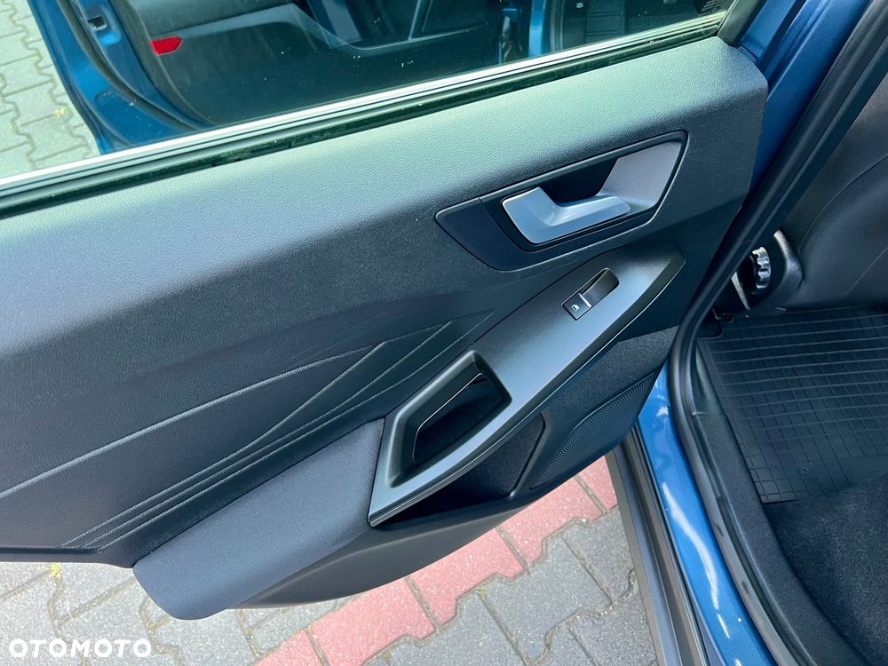 Ford Focus 1.0 EcoBoost Titanium - 10