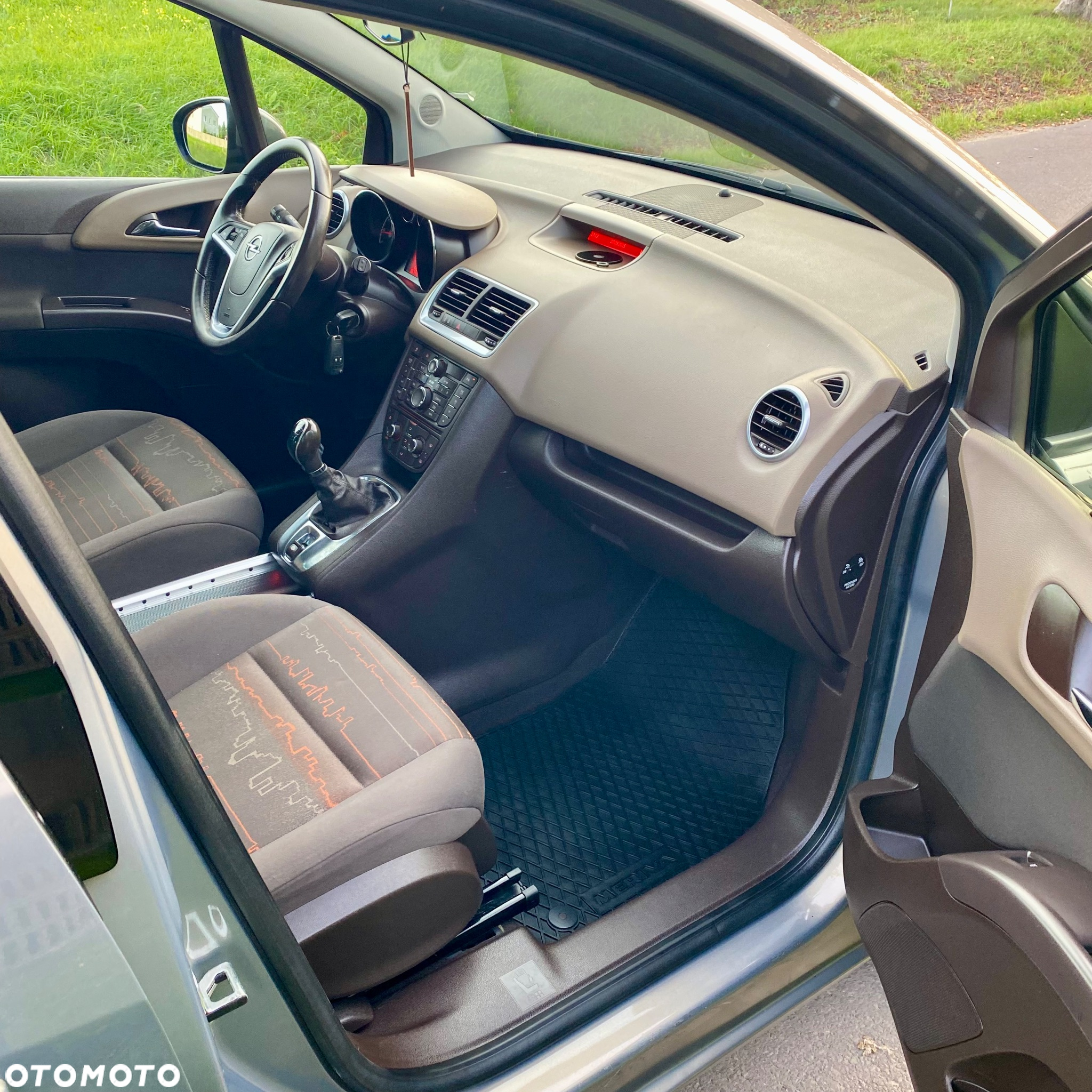 Opel Meriva 1.4 Color Edition - 11