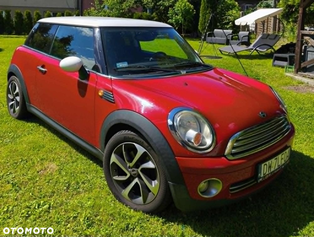 MINI Cooper Standard - 2