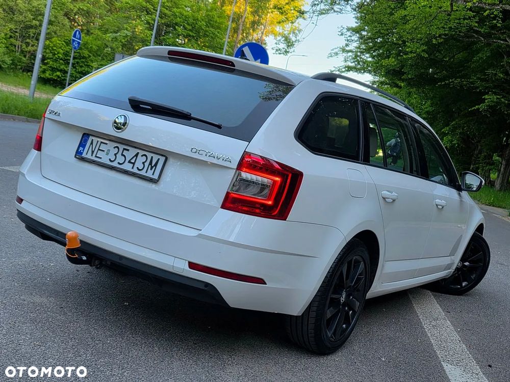Skoda Octavia 2.0 TDI Style DSG - 11