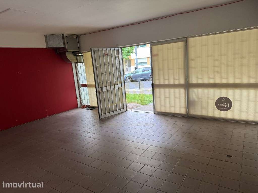 Espaço Comercial com Grande Potencial de Valorização em Braga! - Grande imagem: 4/7