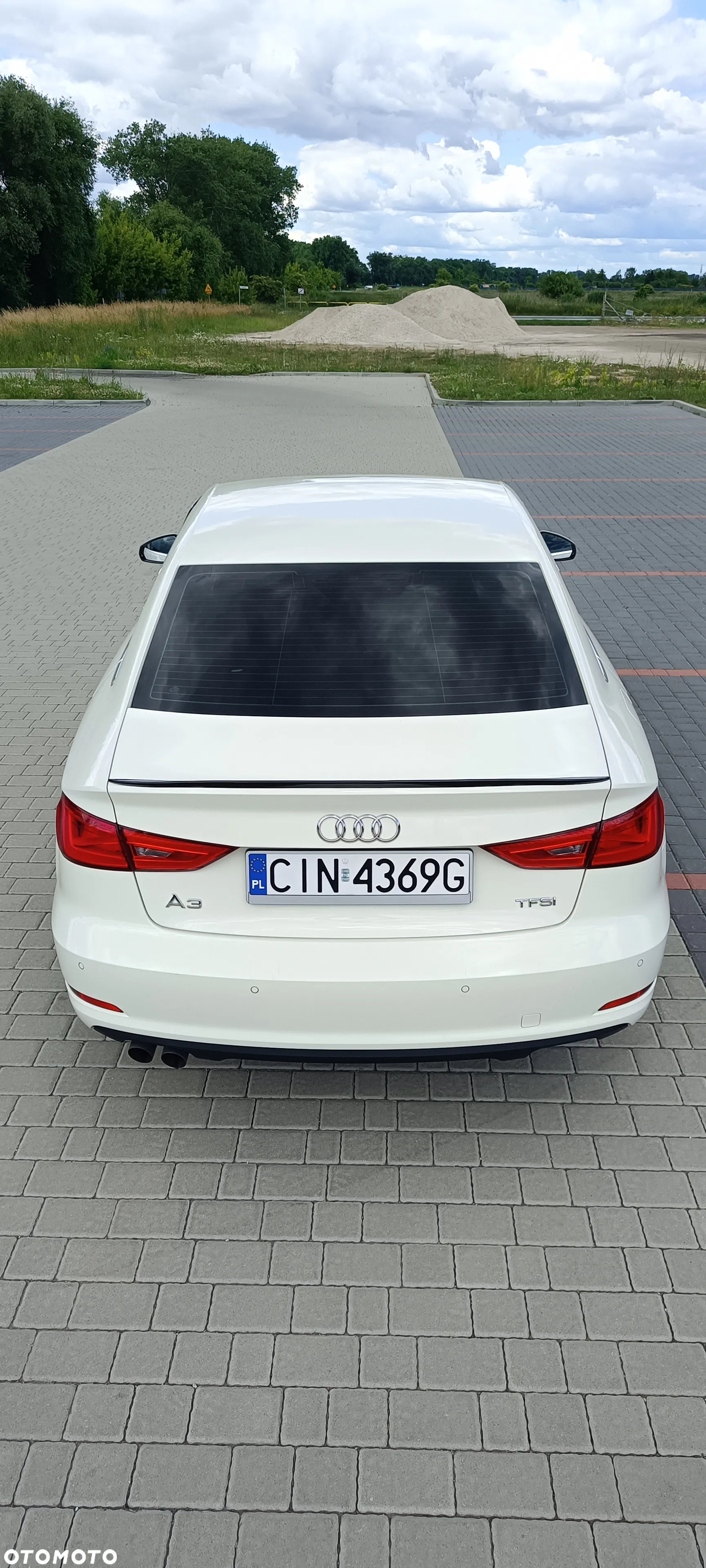 Audi A3 1.4 TFSI Ambiente - 2