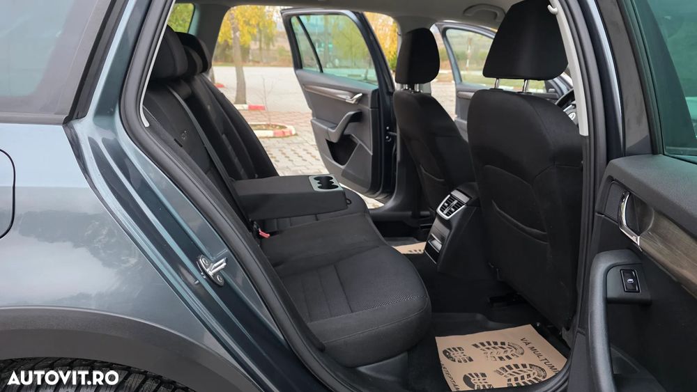 Skoda Octavia 2.0 TDI (Green tec) 4x4 DSG Scout - 8