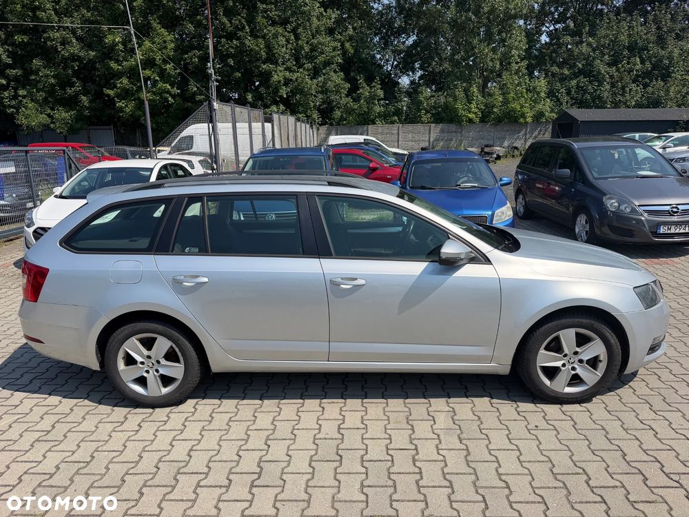 Skoda Octavia 1.6 TDI Ambition - 6