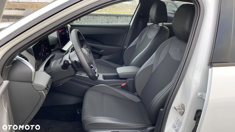 Volkswagen T-Roc 1.5 TSI R-Line DSG - 22