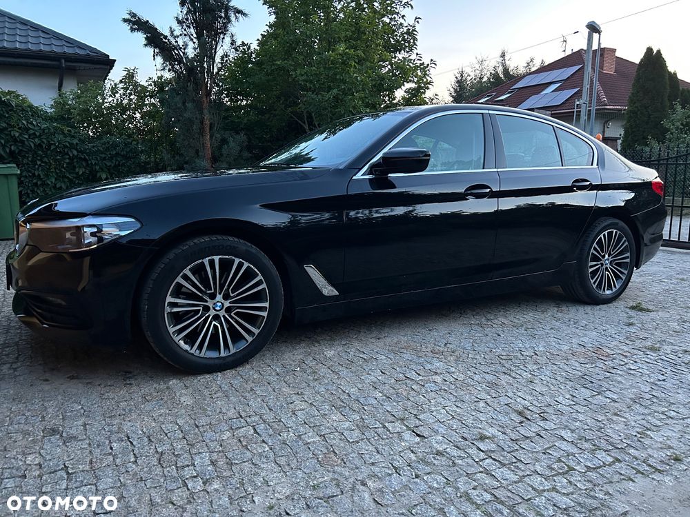 BMW Seria 5 518d Sport Line - 13