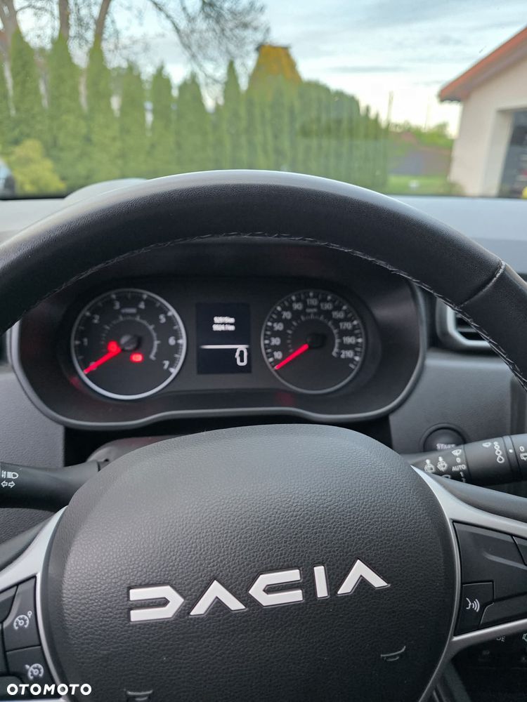 Dacia Duster 1.3 TCe Journey 4WD - 18