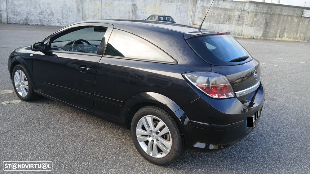 Opel Astra GTC 1.3 CDTI - 4