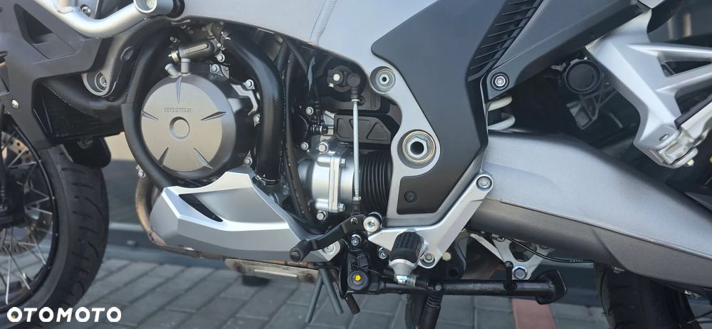 Honda VFR - 36