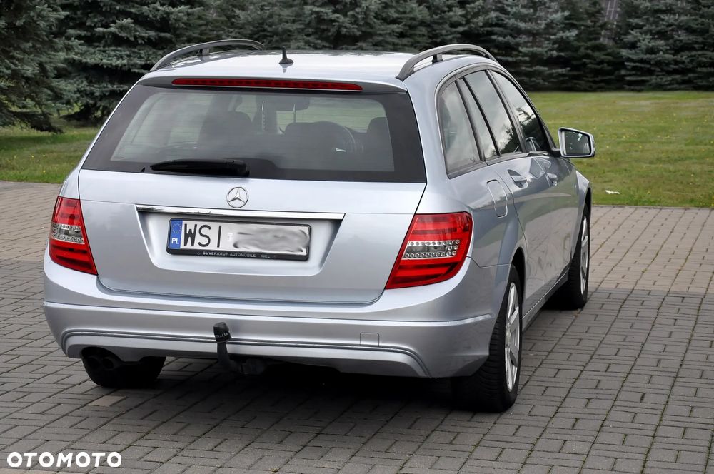 Mercedes-Benz Klasa C 200 CDI DPF (BlueEFFICIENCY) - 12