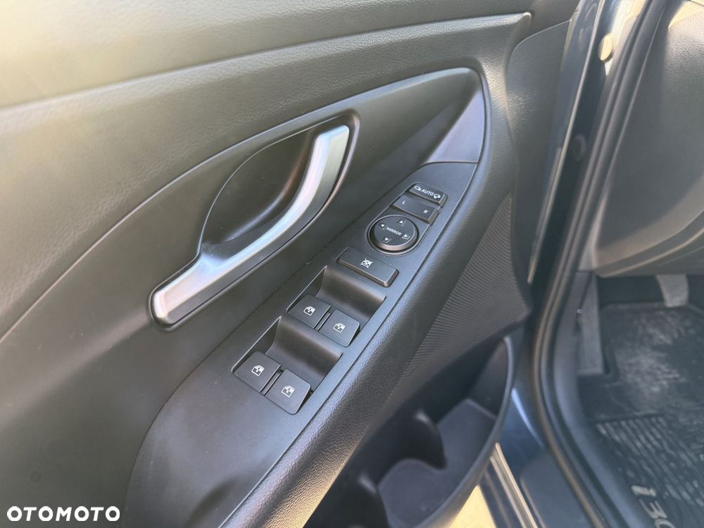 Hyundai i30 1.5 DPI Modern - 10