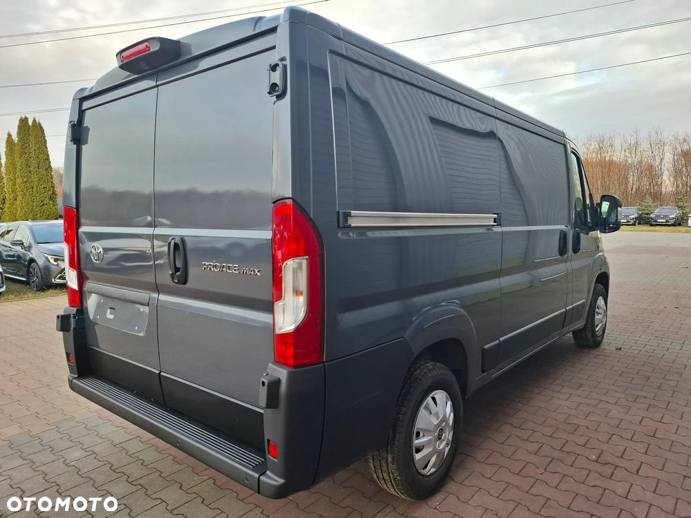 Toyota Proace Max - 9