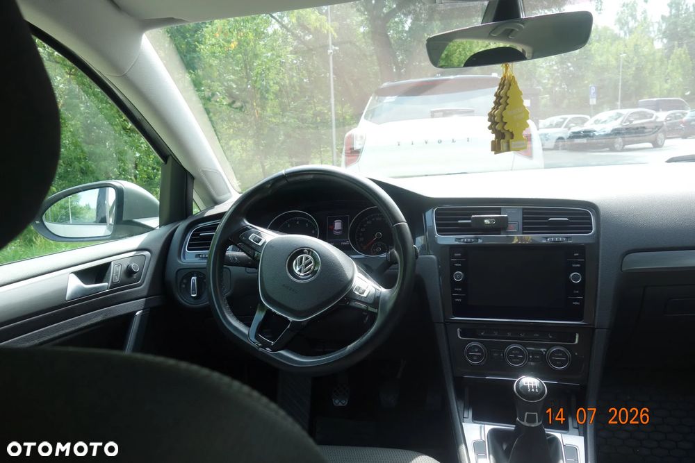 Volkswagen Golf 1.4 TSI BMT Comfortline - 18