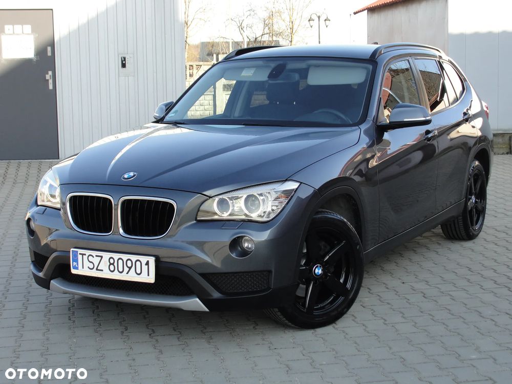 BMW X1 xDrive20d Sport Line - 1