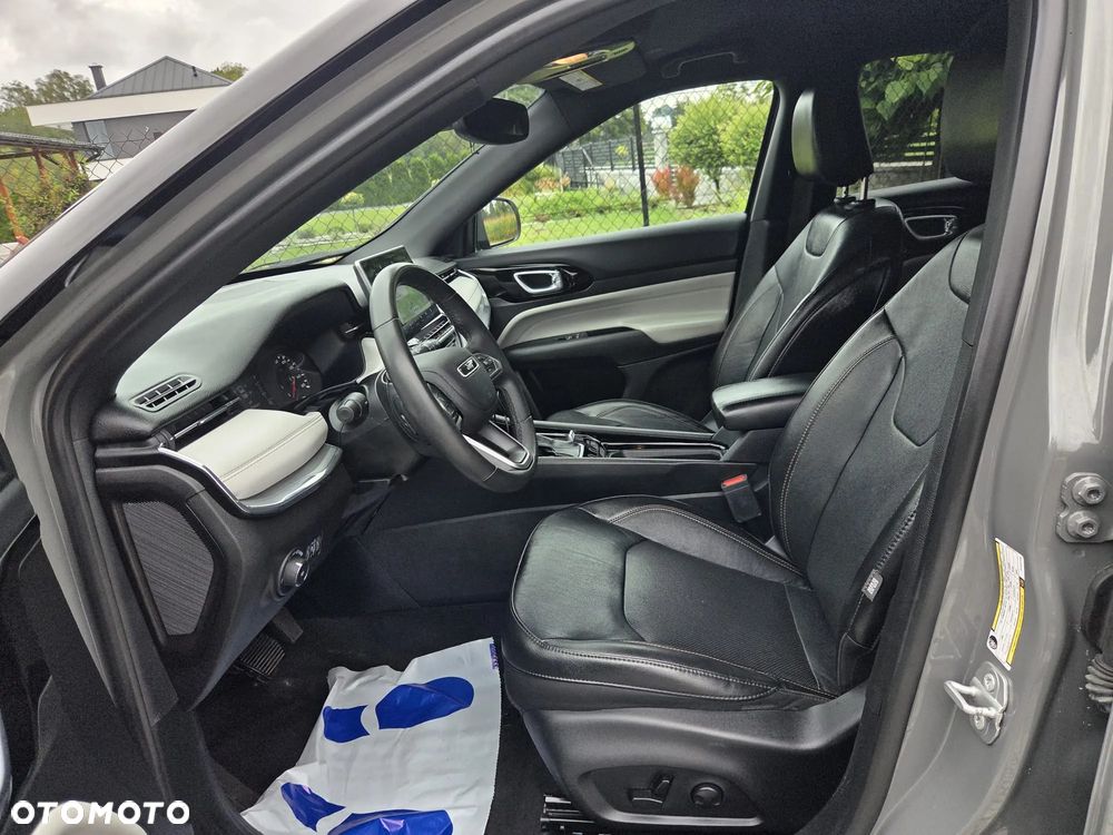 Jeep Compass - 8