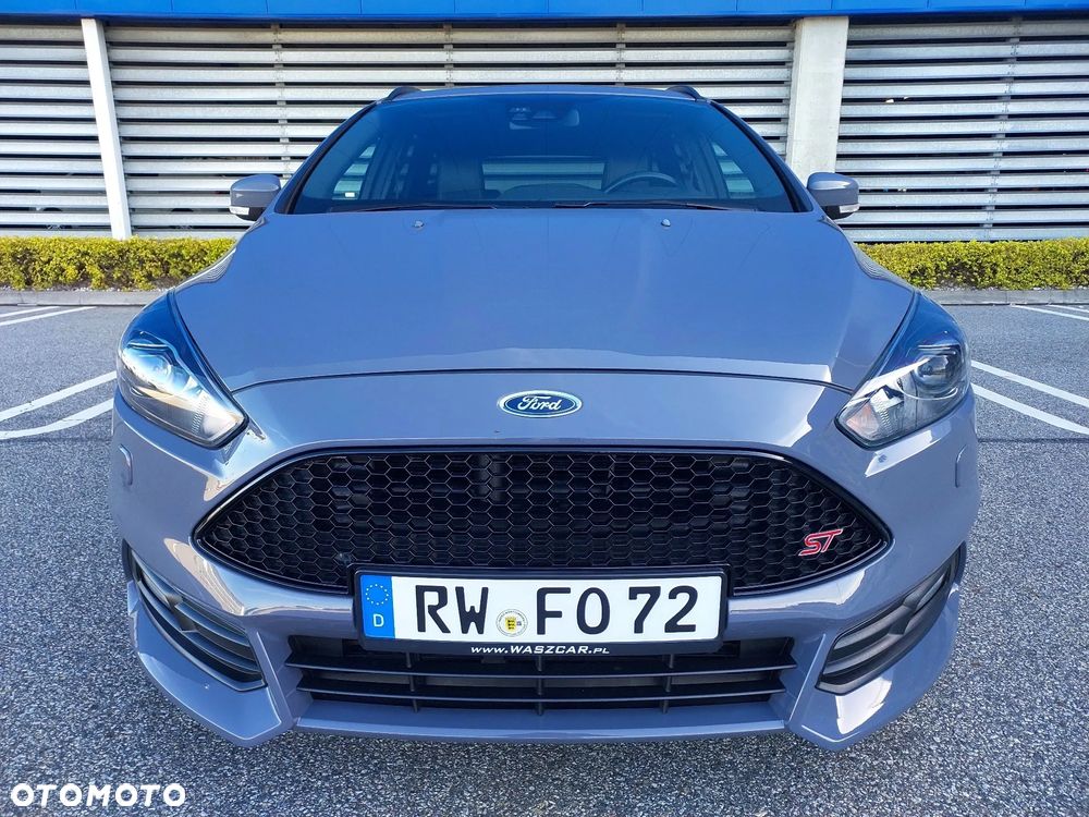 Ford Focus 2.0 TDCi ST - 12