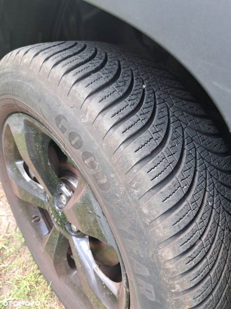 Jeep Cherokee - 13