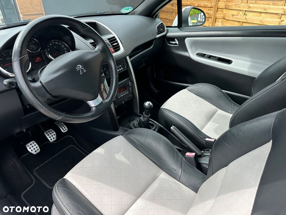 Peugeot 207 - 6