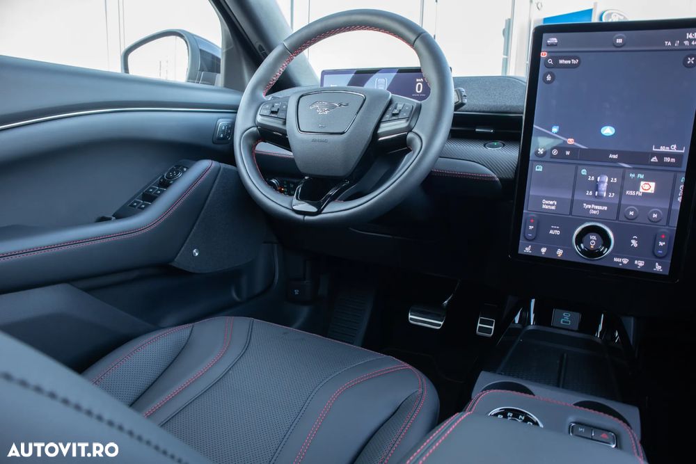 Ford Mustang Mach-E - 28