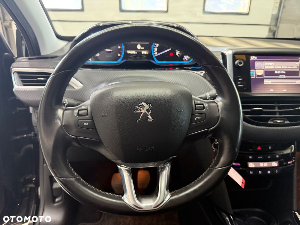 Peugeot 2008 1.6 BlueHDi Allure - 21