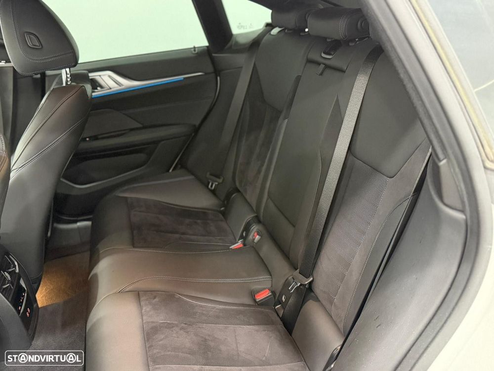 BMW i4 eDrive40 Pack Desportivo M - 5