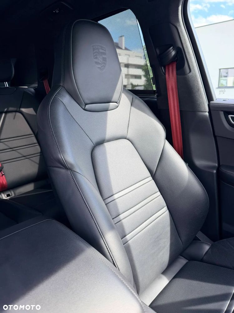 Porsche Cayenne - 28