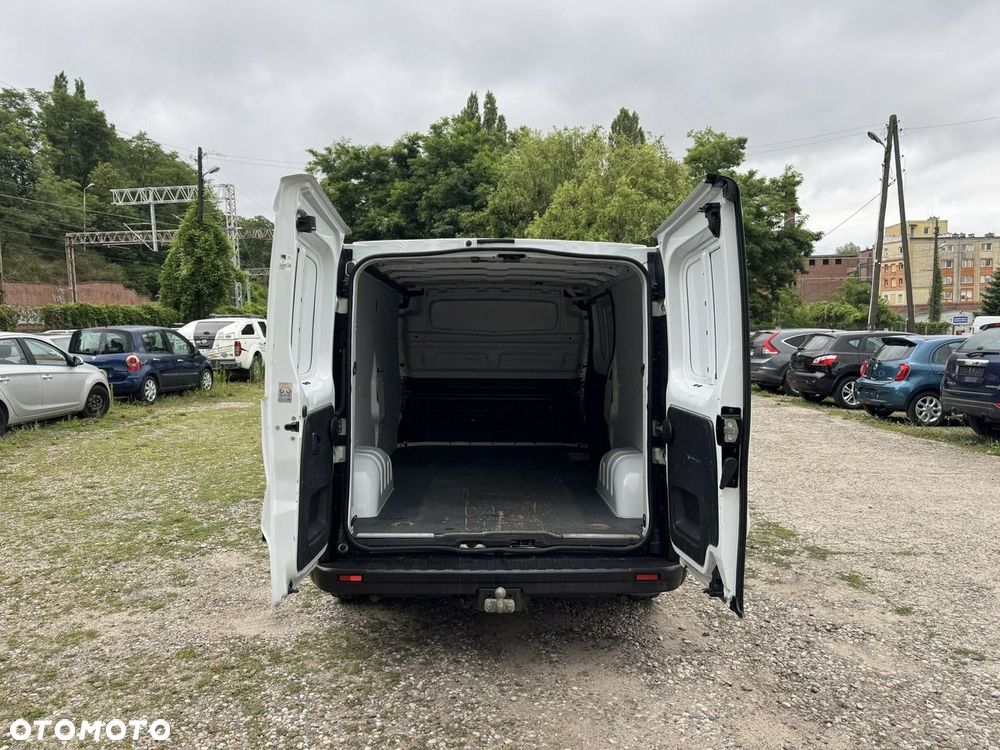 Nissan NV300 - 10