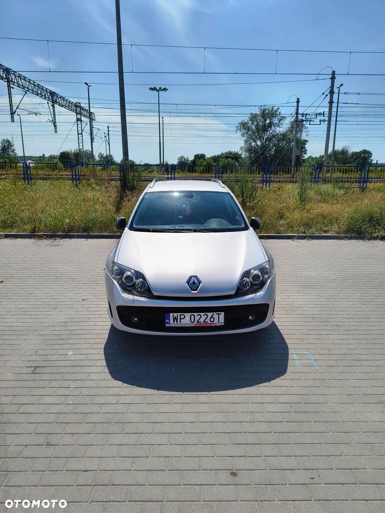 Renault Laguna 2.0 dCi FAP GT - 29