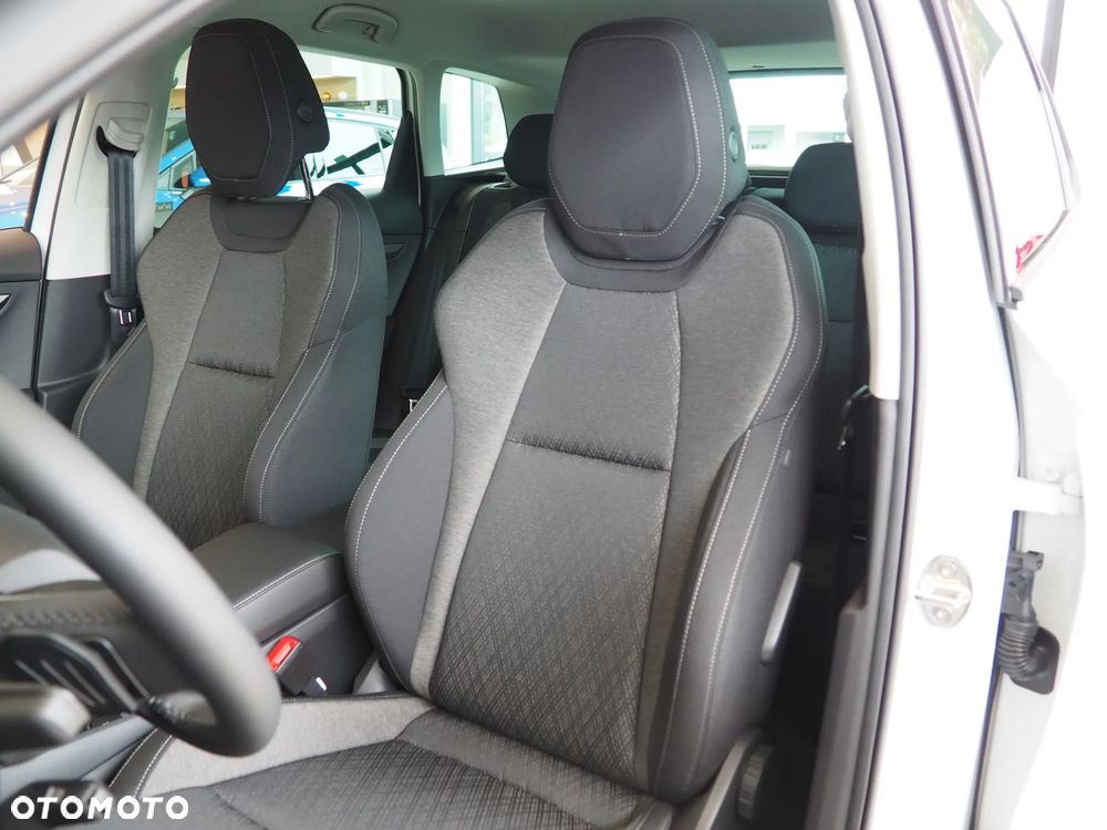 Skoda Karoq 1.5 TSI ACT Drive DSG - 10