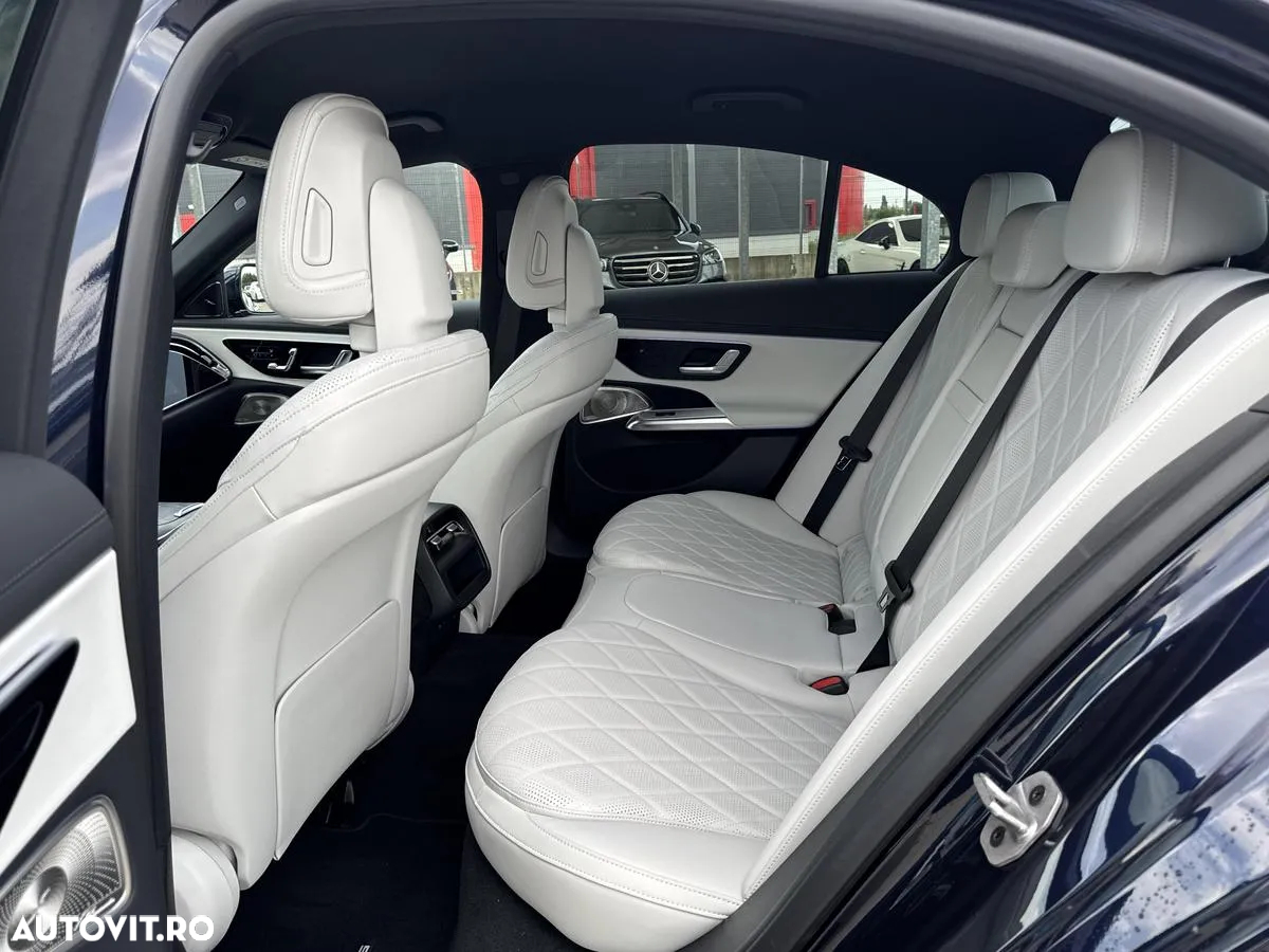 Mercedes-Benz E - 16
