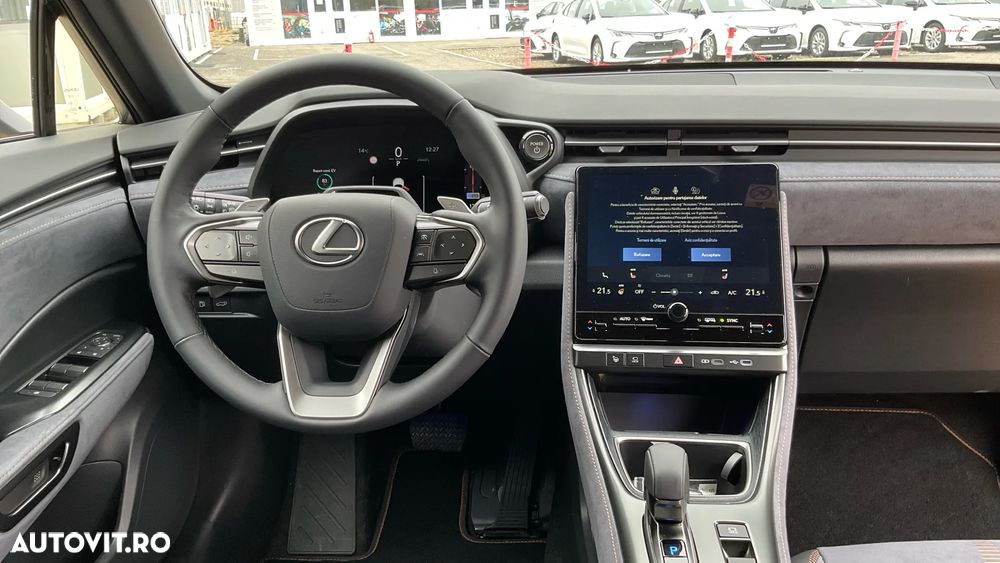 Lexus LBX 1.5 HEV 4x2 CVT Cool - 9