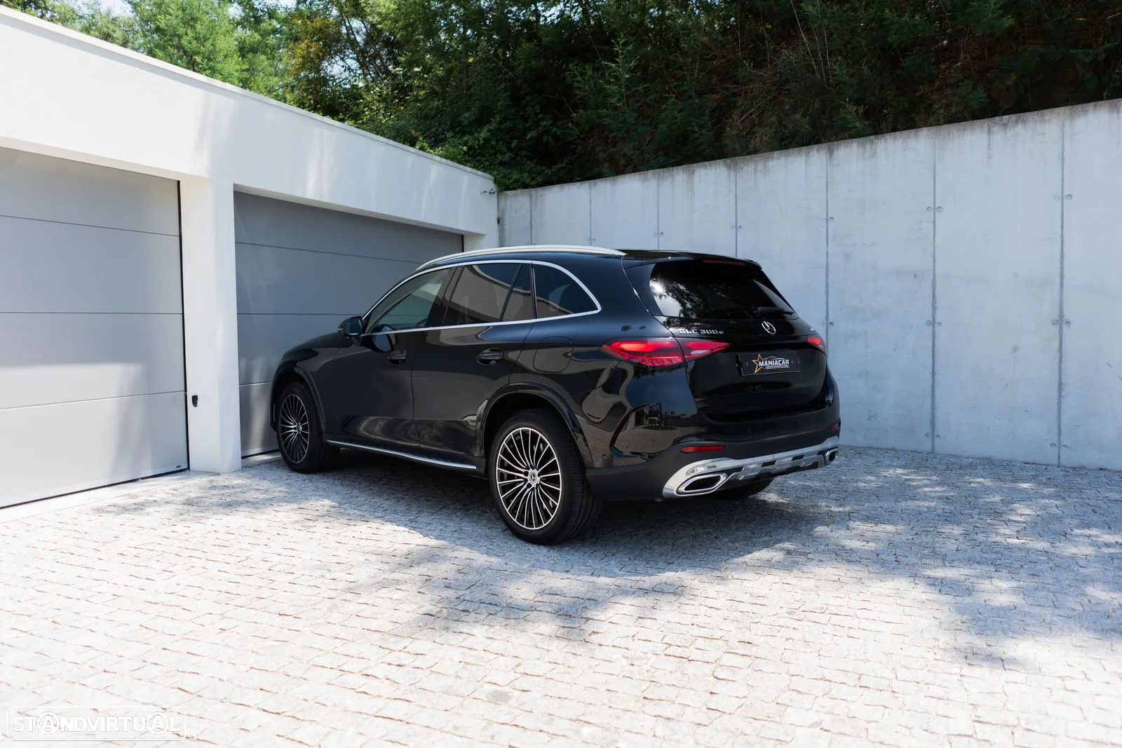 Mercedes-Benz GLC 300 e 4Matic - 4