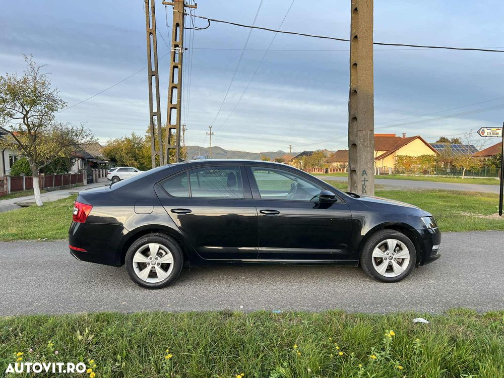 Skoda Octavia - 2