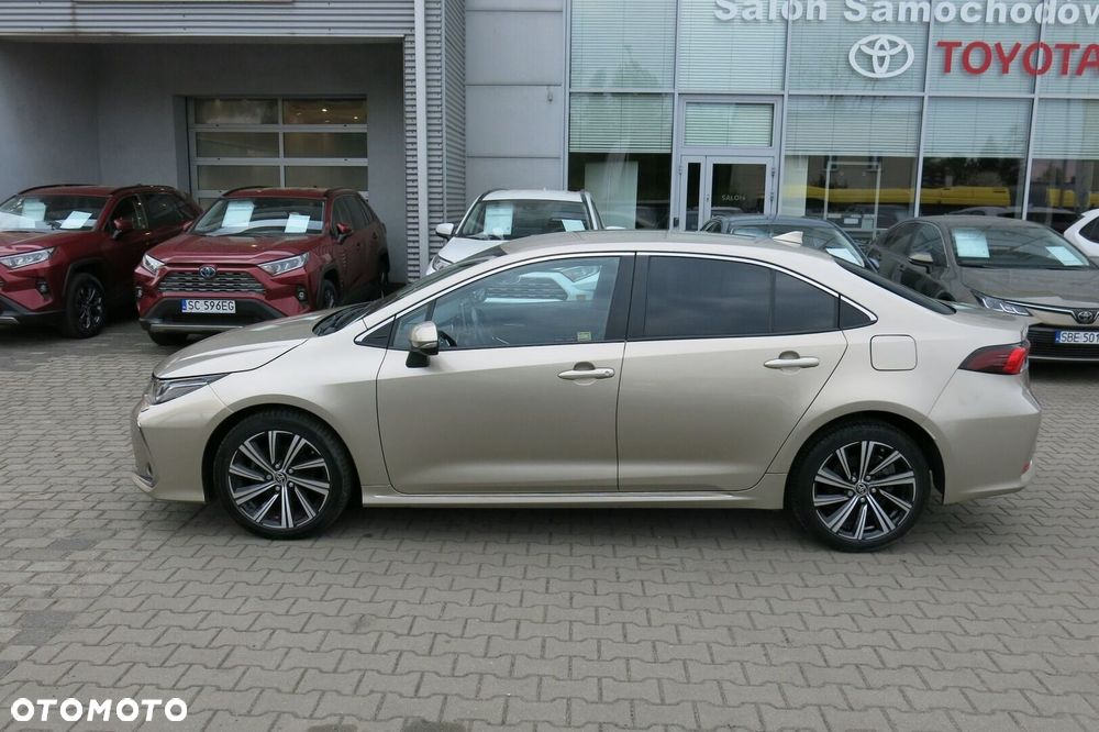 Toyota Corolla - 3