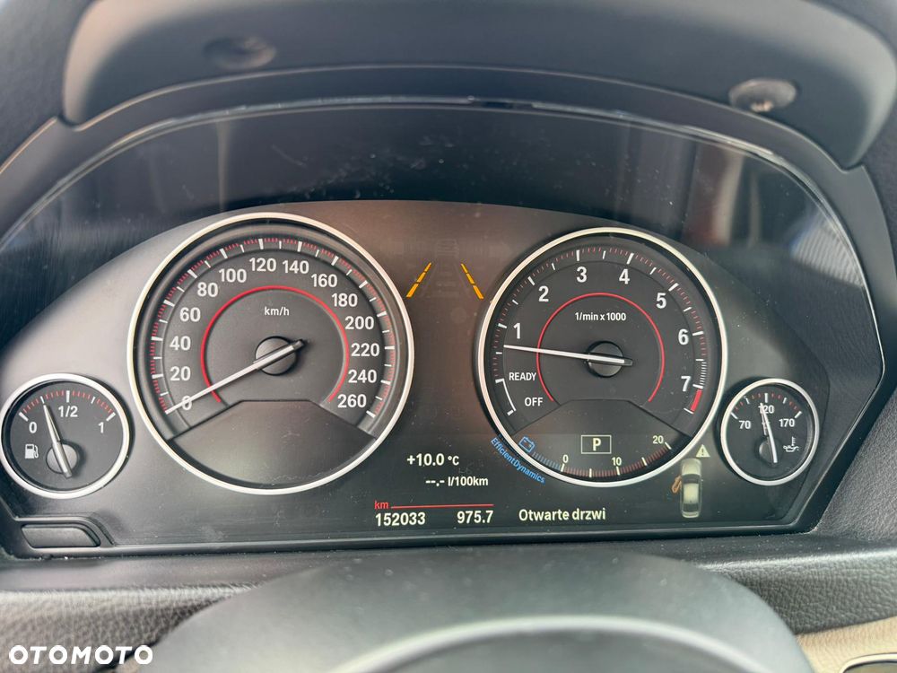 BMW Seria 3 340i xDrive Edition M Sport Shadow - 33