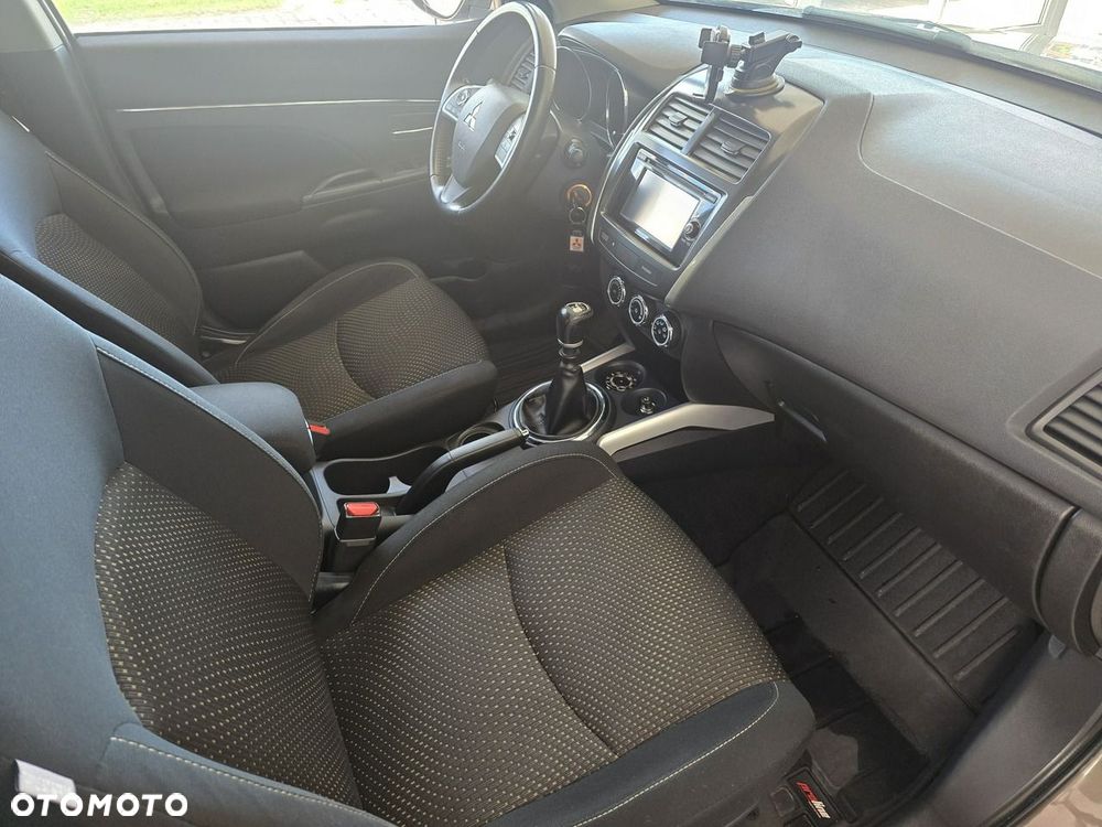 Mitsubishi ASX 1.8 DI-D 2WD Diamant Edition - 12