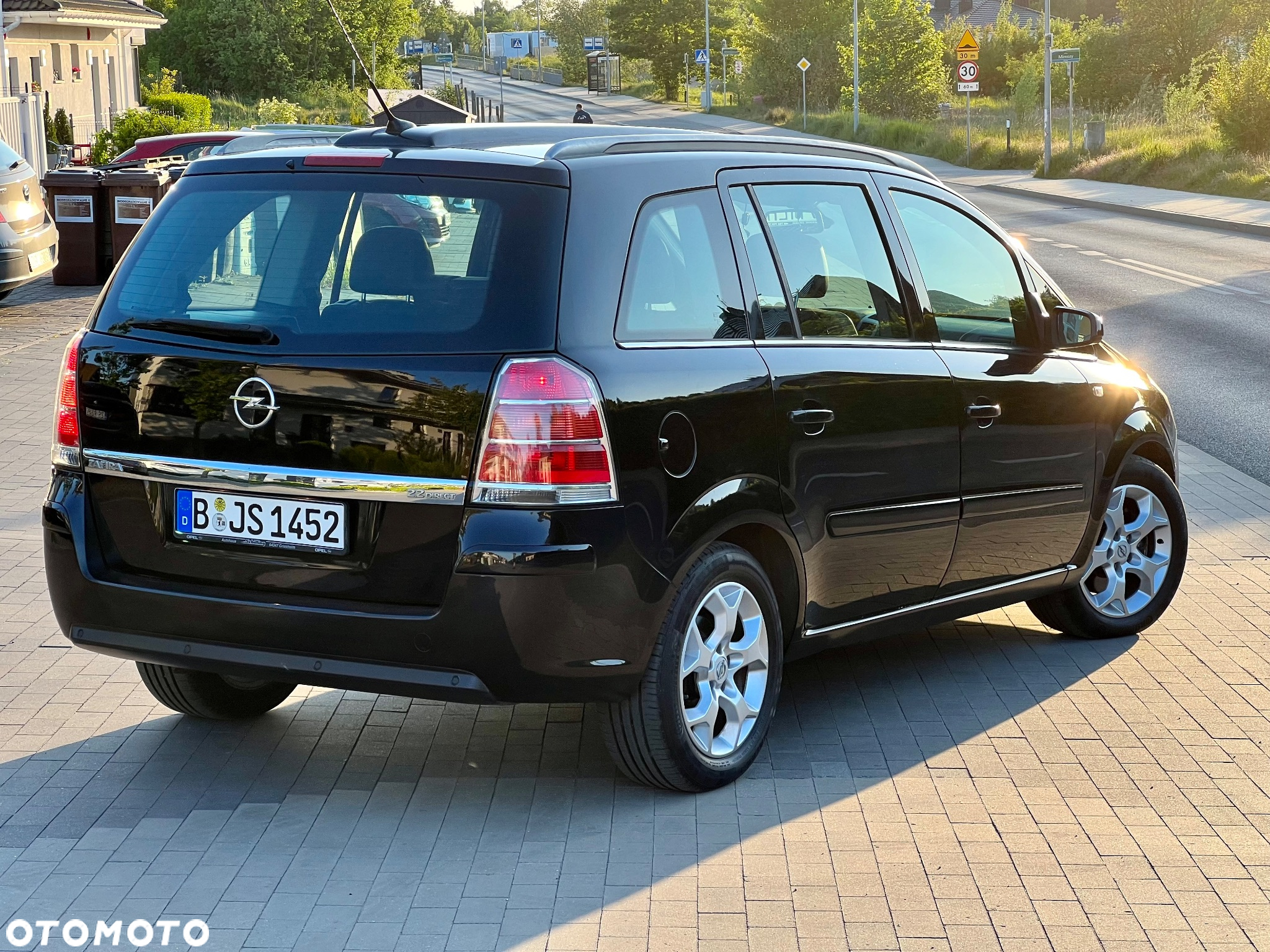 Opel Zafira 2.2 Automatik Cosmo - 9