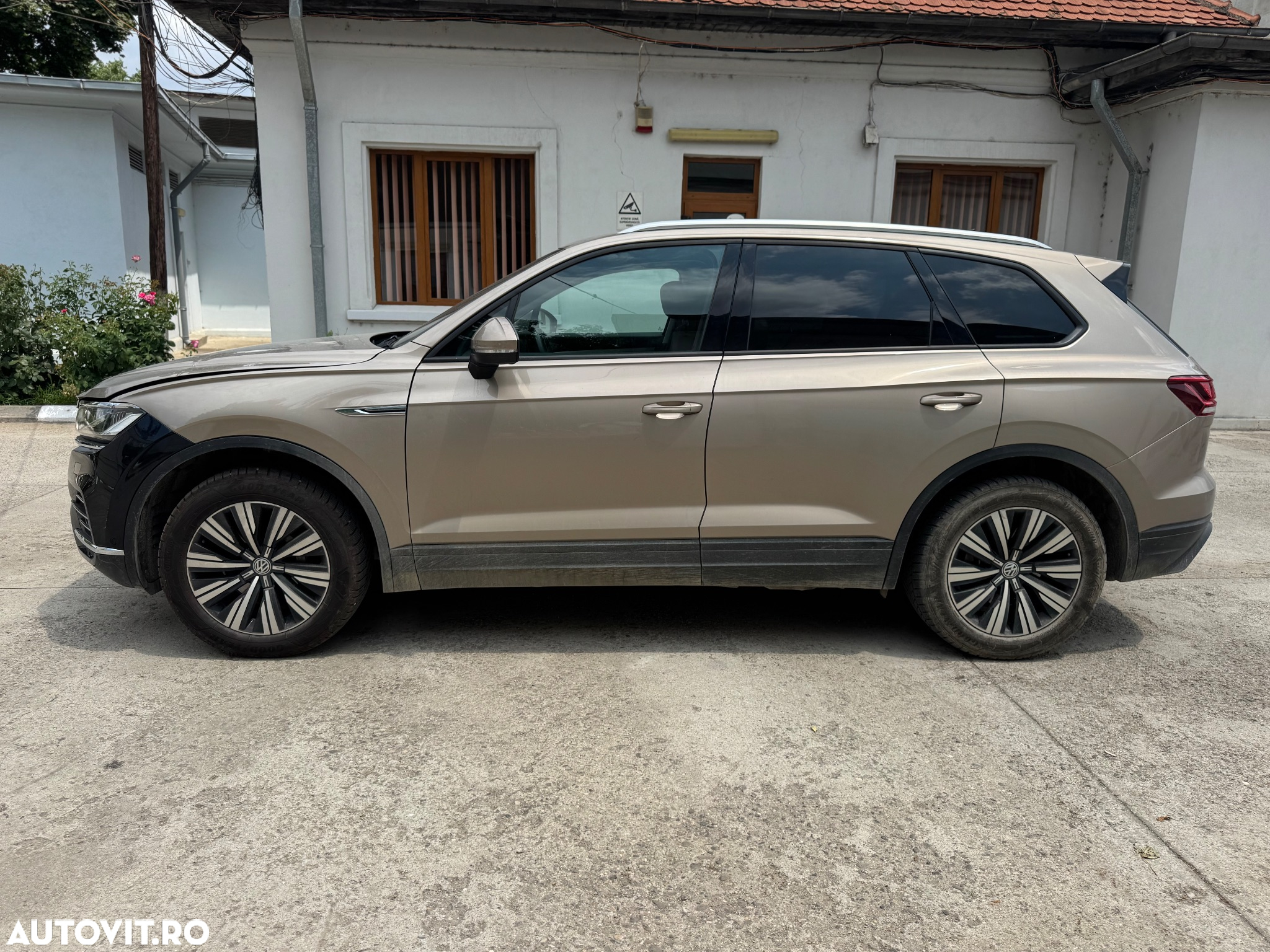 Volkswagen Touareg V6 TDI Style - 11
