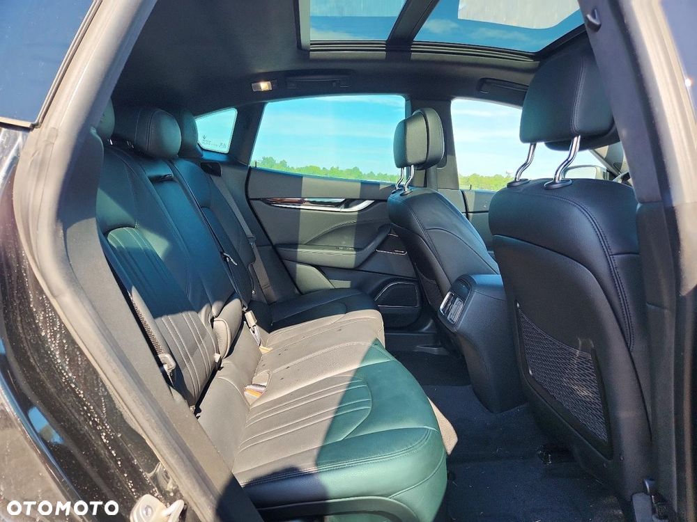 Maserati Levante - 13