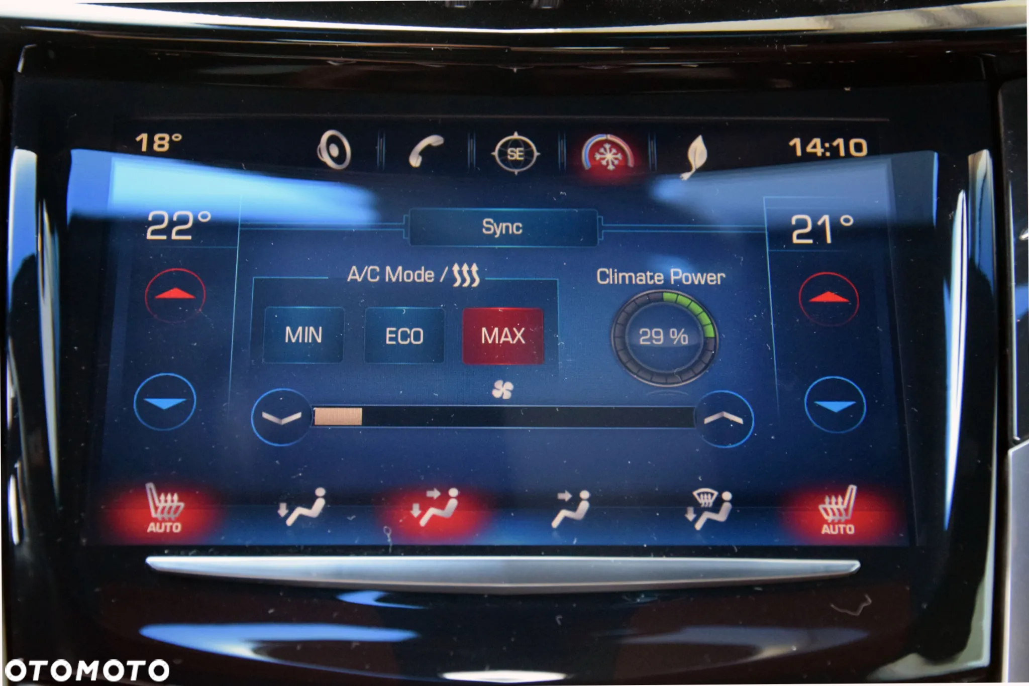 Cadillac ELR - 23