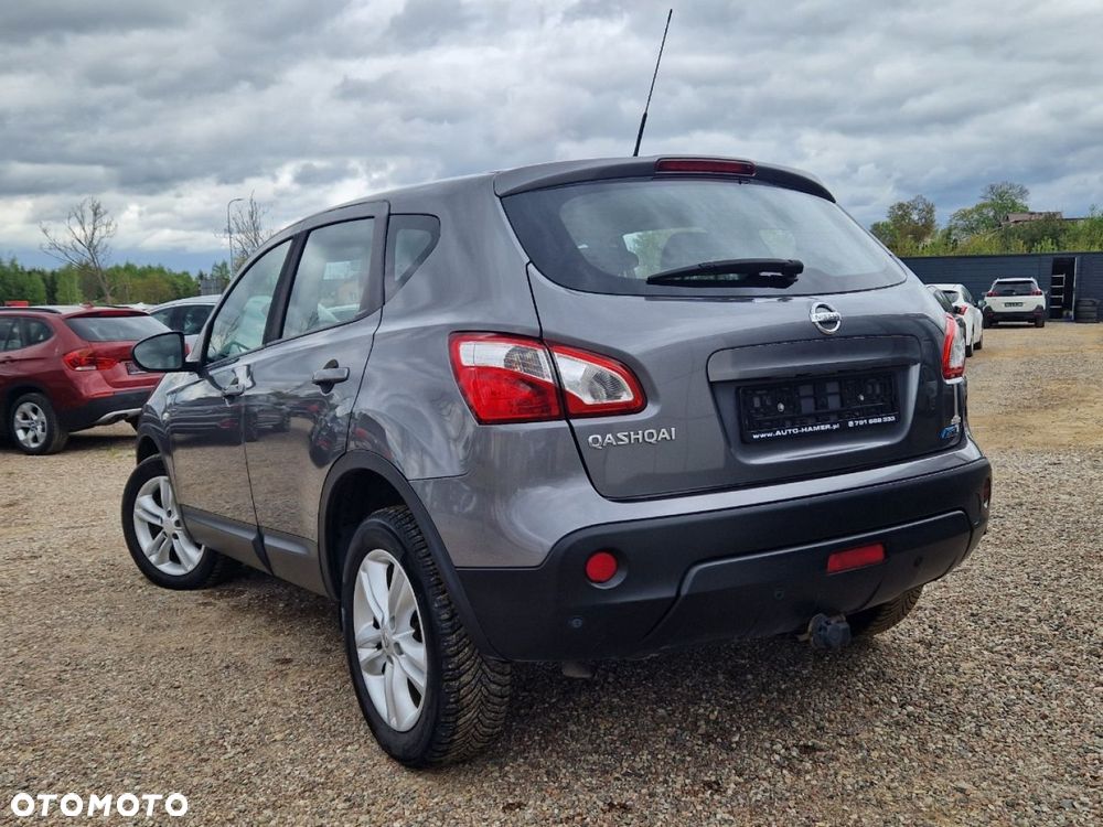 Nissan Qashqai - 25