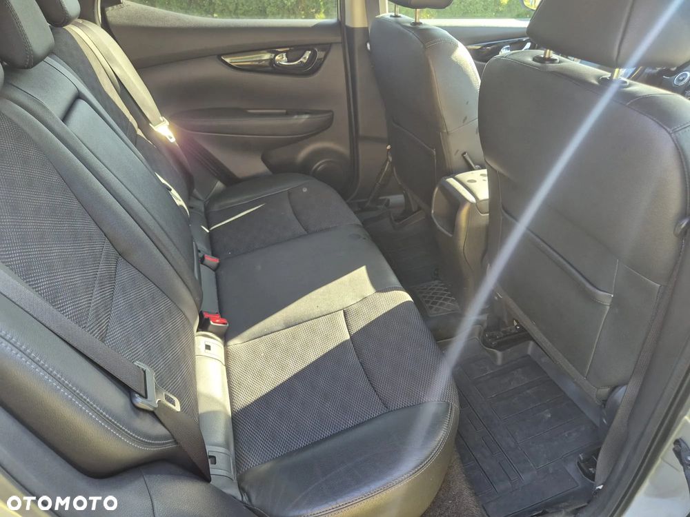 Nissan Qashqai 1.2 DIG-T Tekna - 16